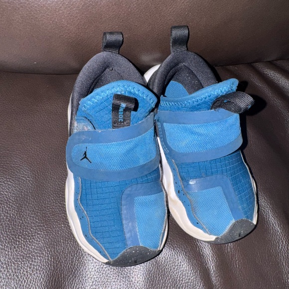 Jordan 23/7 - Picture 2 of 3